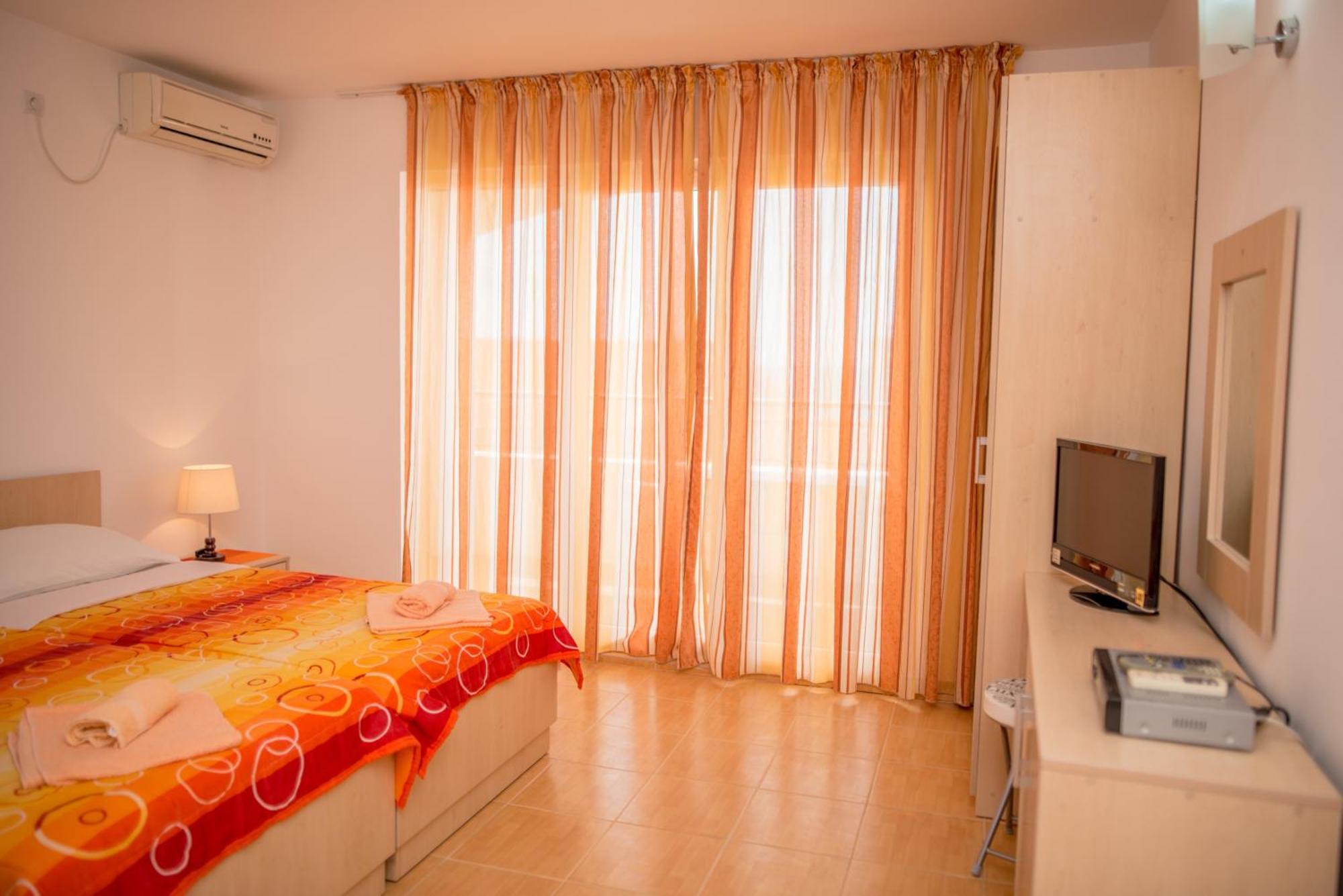 Villa Vjera Petrovac Room photo